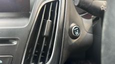 Ford Focus 1.0 EcoBoost 125 Titanium 5dr Petrol Hatchback